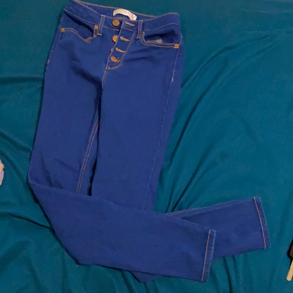 No Boundaries blue jeans